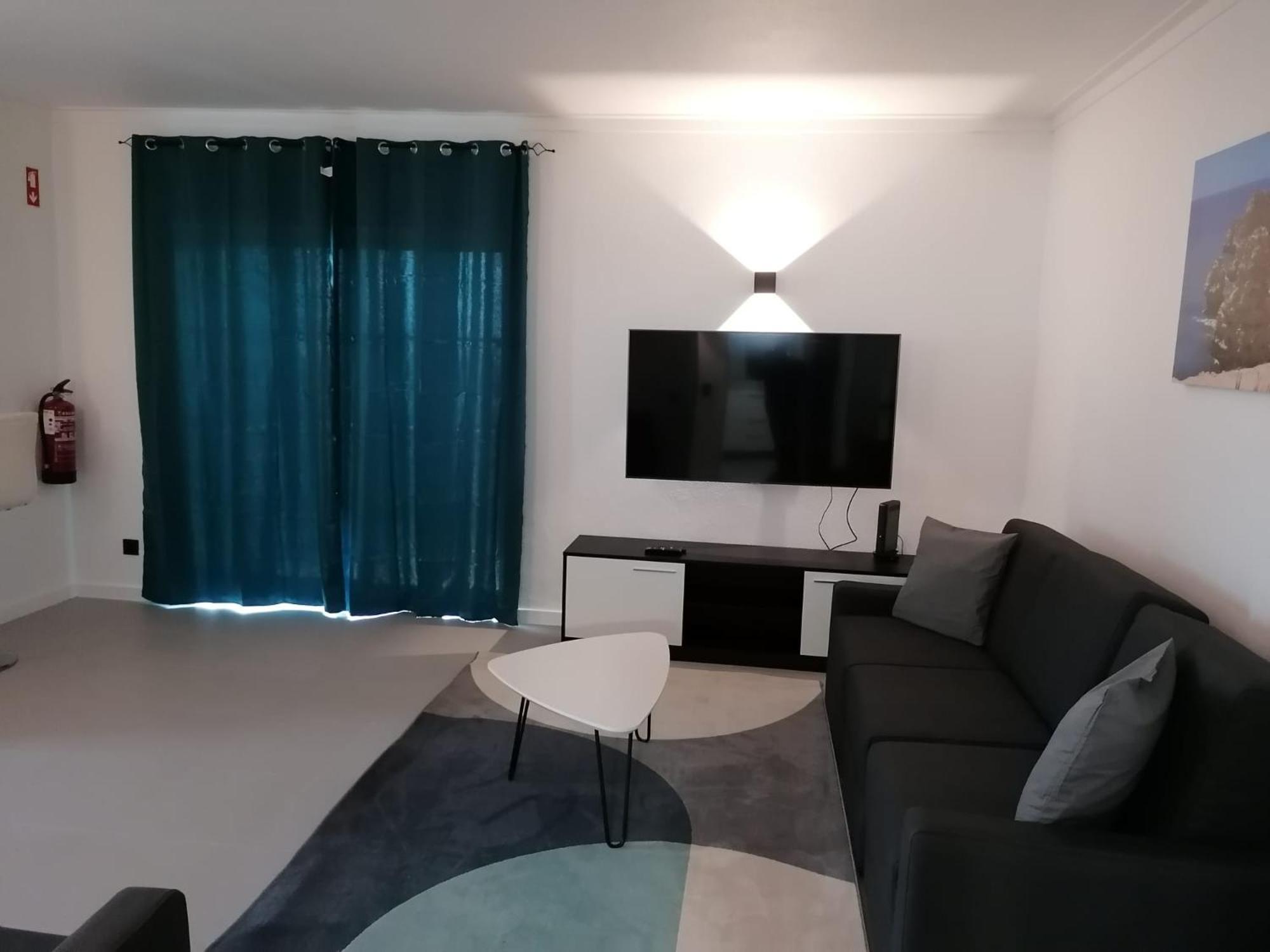Alvor - Vitors Plaza Apartamento 波尔蒂芒 外观 照片
